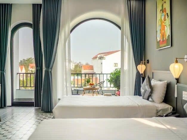 호이아나 풀빌라